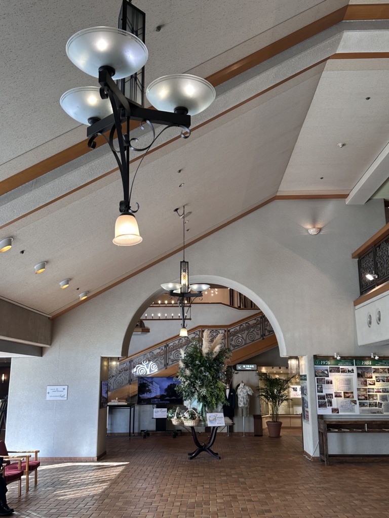 千里阪急ホテル 照明